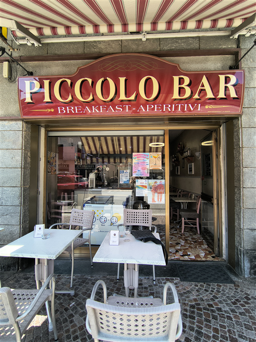 Piccolo Bar