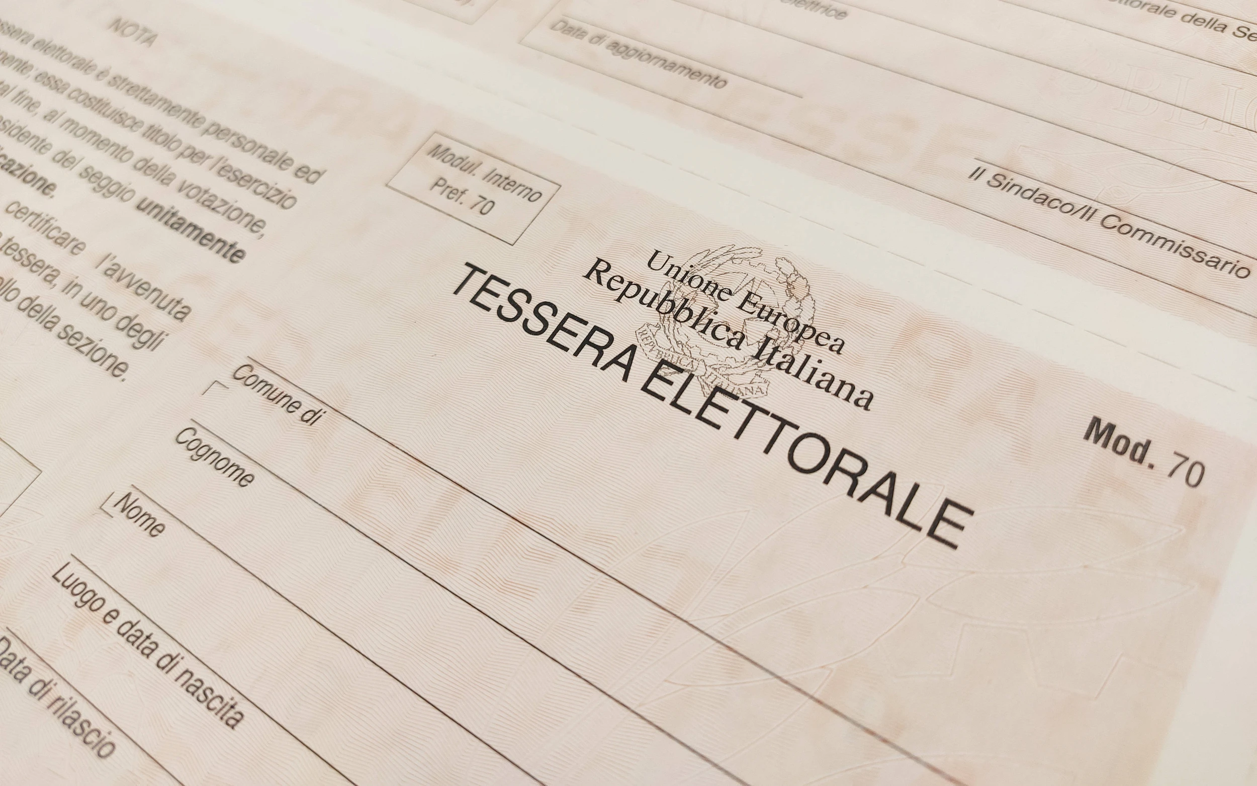 Ritiro tessera Elettorale